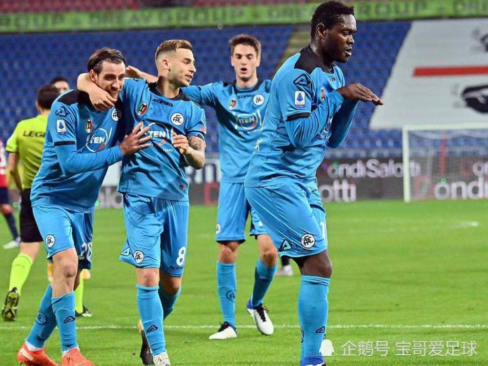 集结日法兰克福调整名单以备意甲，单刀错失环节打磨，媒体盛赞，球队文化再被提及的简单介绍